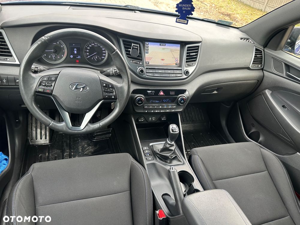 Hyundai Tucson 1.6 GDI BlueDrive GO 2WD - 9