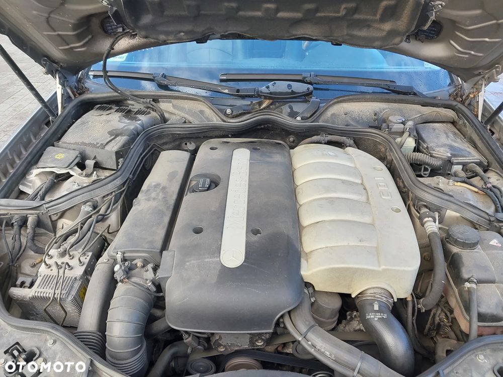 Mercedes-Benz Klasa E - 12
