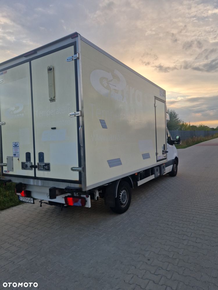 Mercedes-Benz SPRINTER - 2