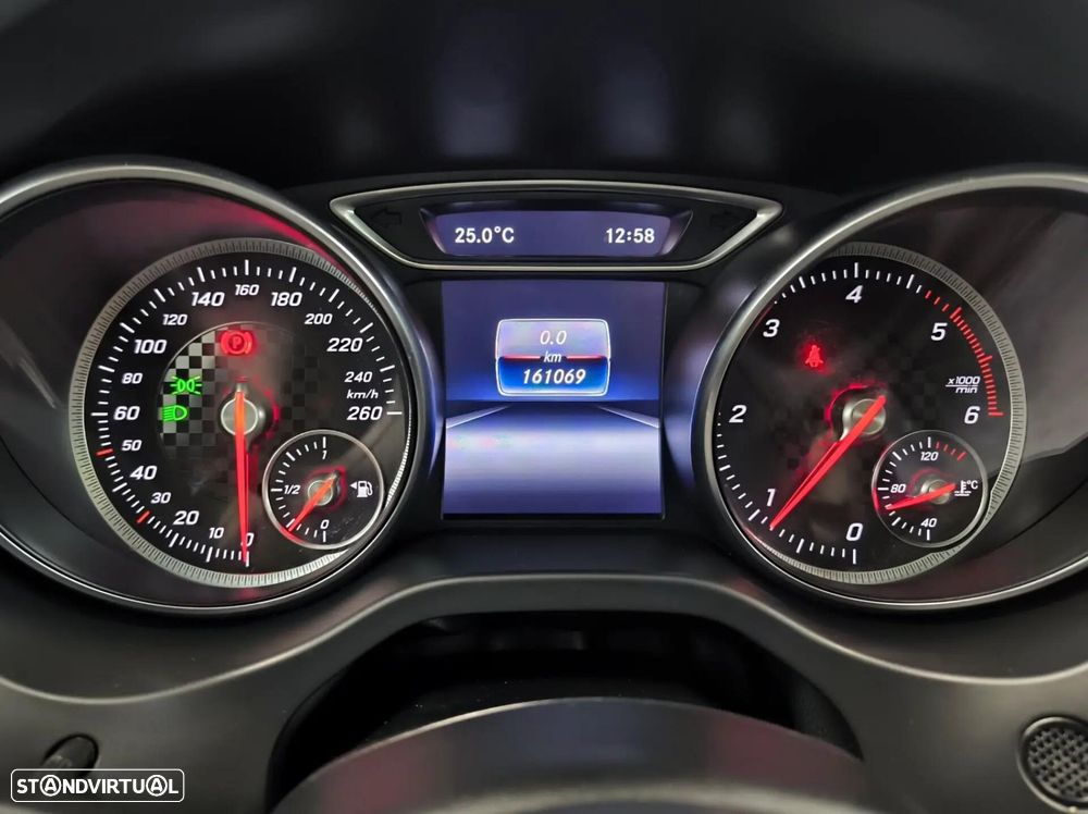 Mercedes-Benz A 180 - 35