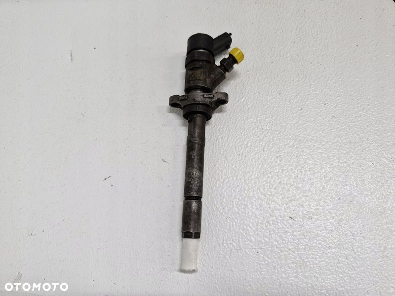 FORD FOCUS MK2 II 2 307 1.6 HDI WTRYSK WTRYSKIWACZ PALIWA 0445110239 - 1