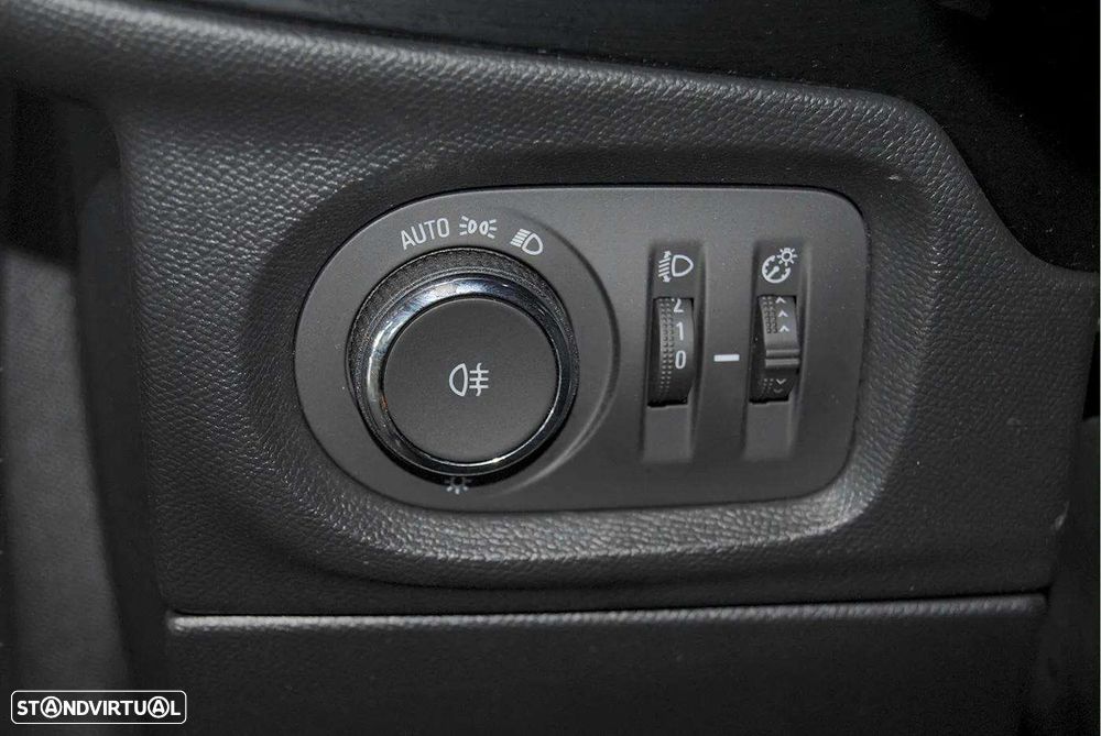 Opel Corsa 1.2 T GS - 16