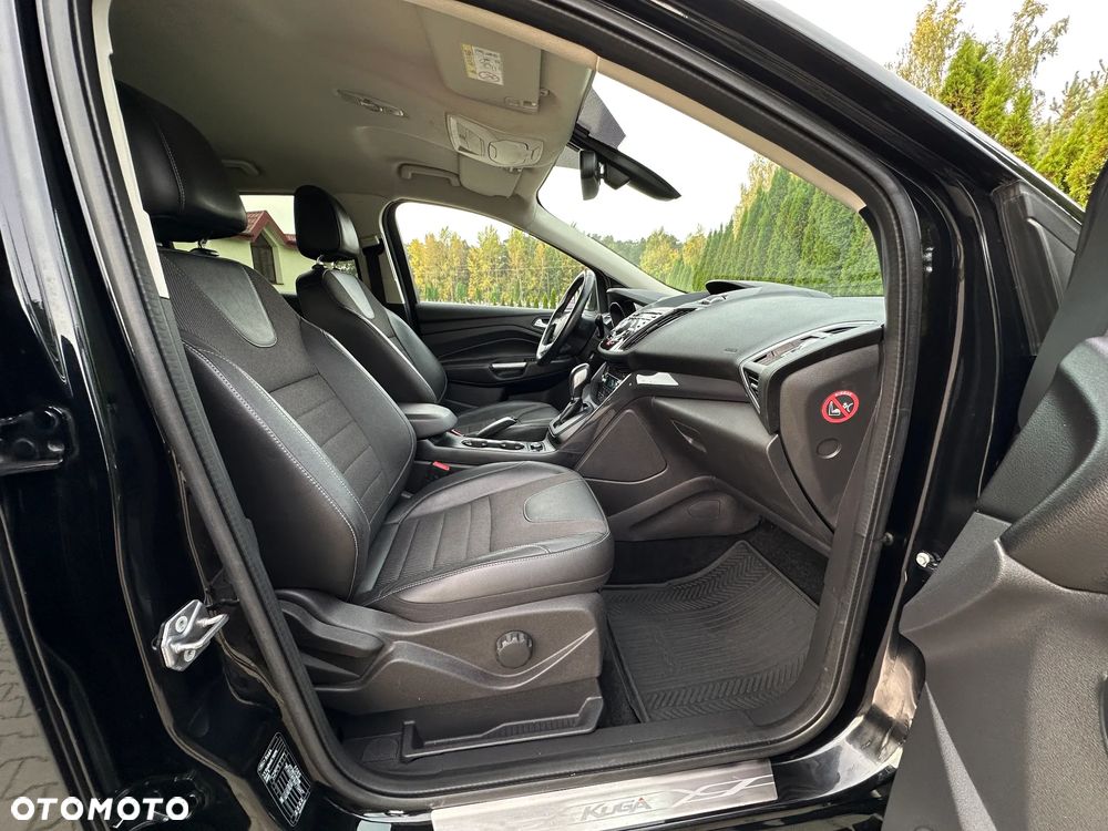 Ford Kuga - 26