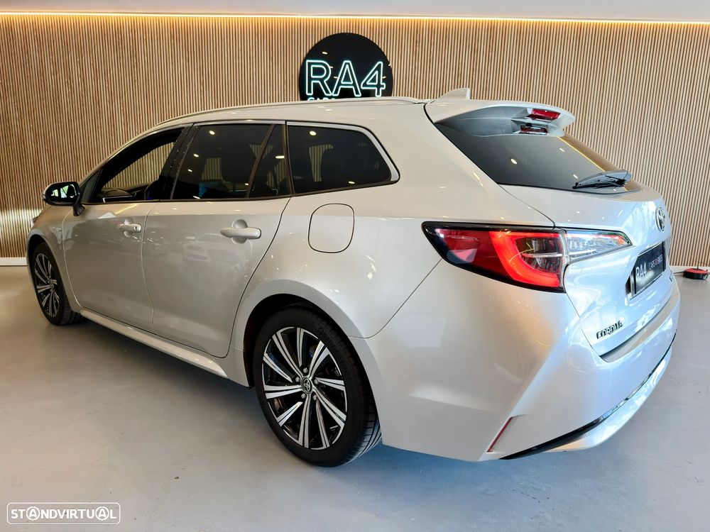 Toyota Corolla Touring Sports 1.8 Hybrid Exclusive - 18