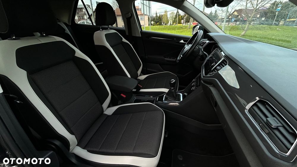 Volkswagen T-Roc 1.5 TSI GPF ACT Premium - 32