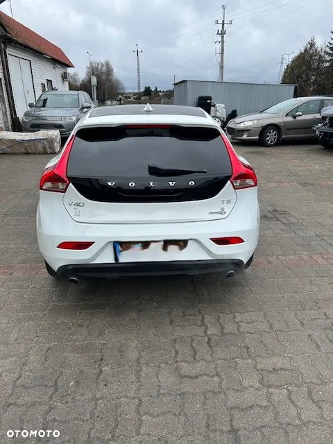 Volvo V40 T5 Drive-E R-Design Summum - 5