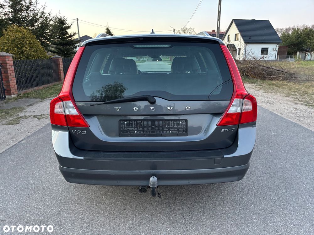 Volvo V70 2.5T Summum - 5