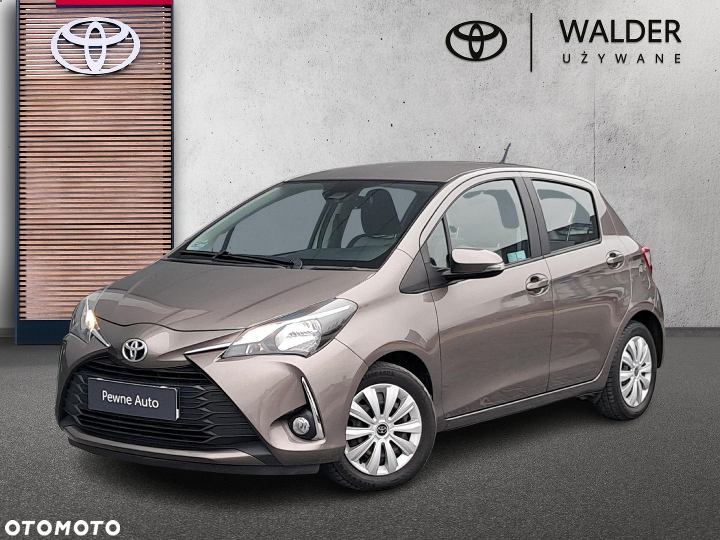 Toyota Yaris 1.5 Premium CVT - 1