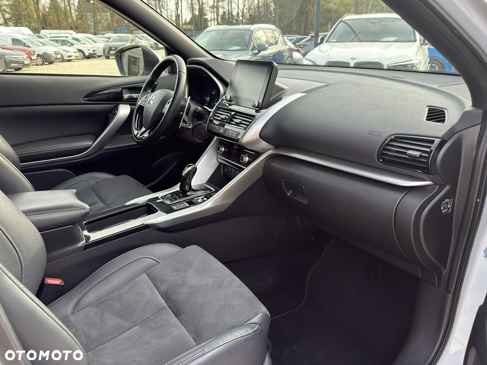 Mitsubishi Eclipse Cross - 22