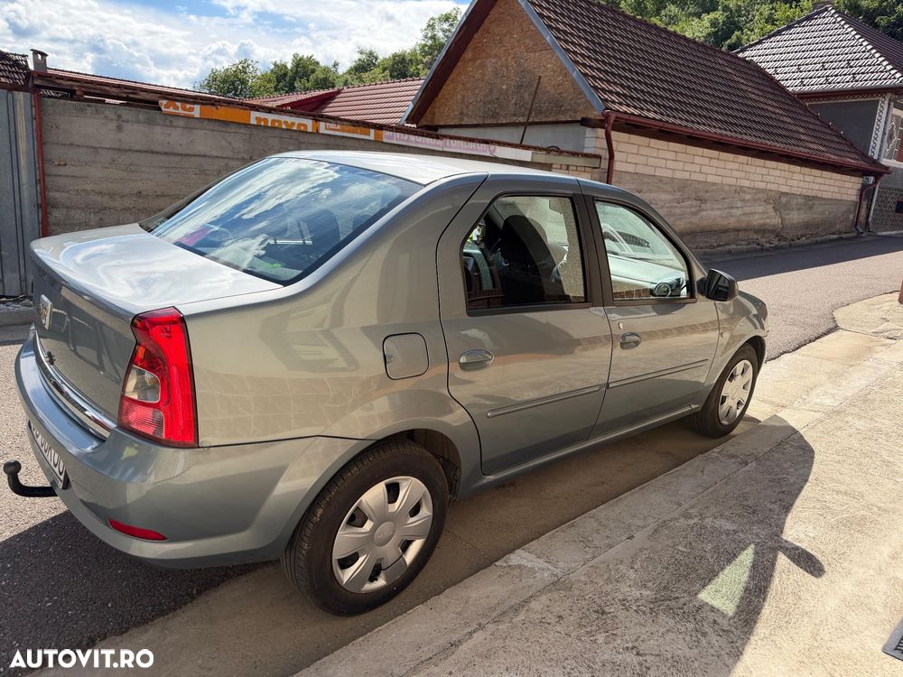 Dacia Logan 1.2 16V Laureate - 4