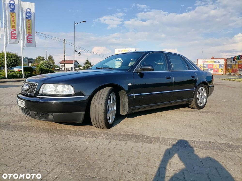 Audi S8 - 4