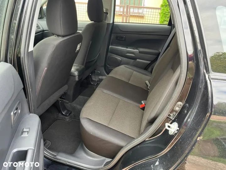 Mitsubishi ASX 2.0 Invite - 12