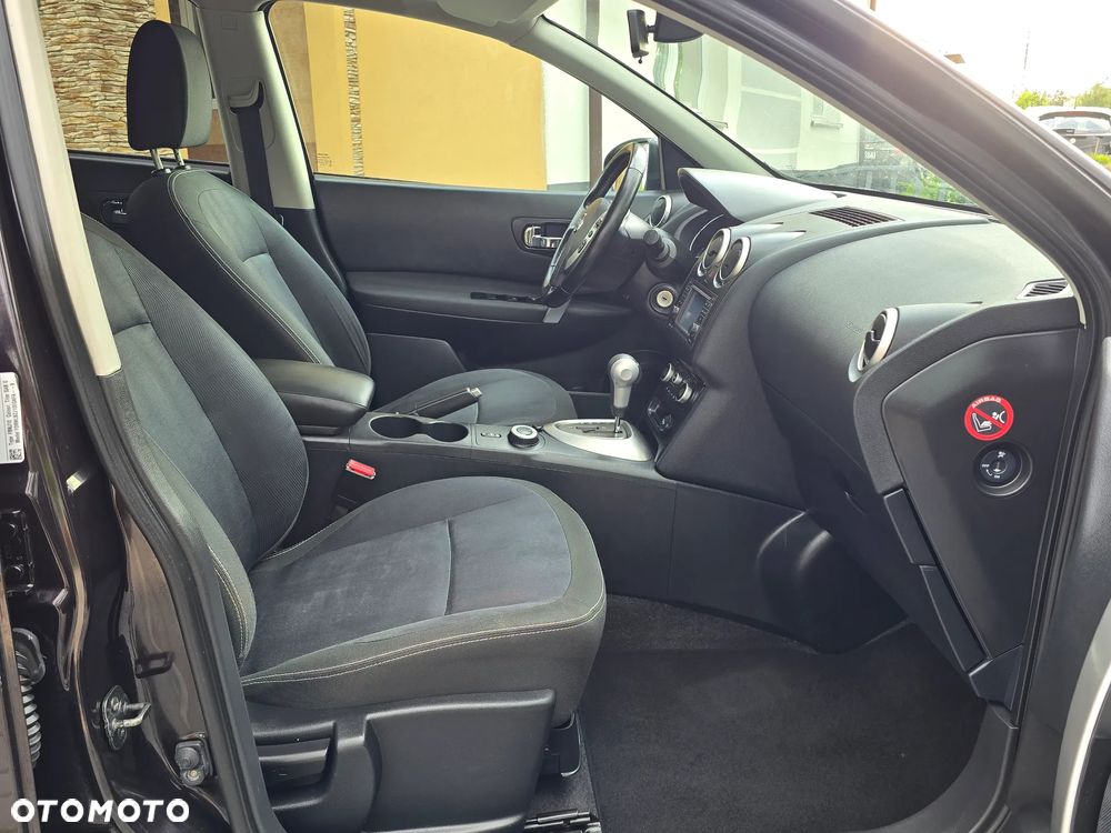 Nissan Qashqai 2.0 4 x 4 CVT tekna - 23