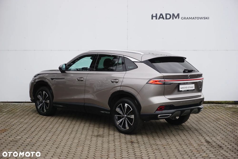MG HS 1.5 T-GDI Excite DCT - 5