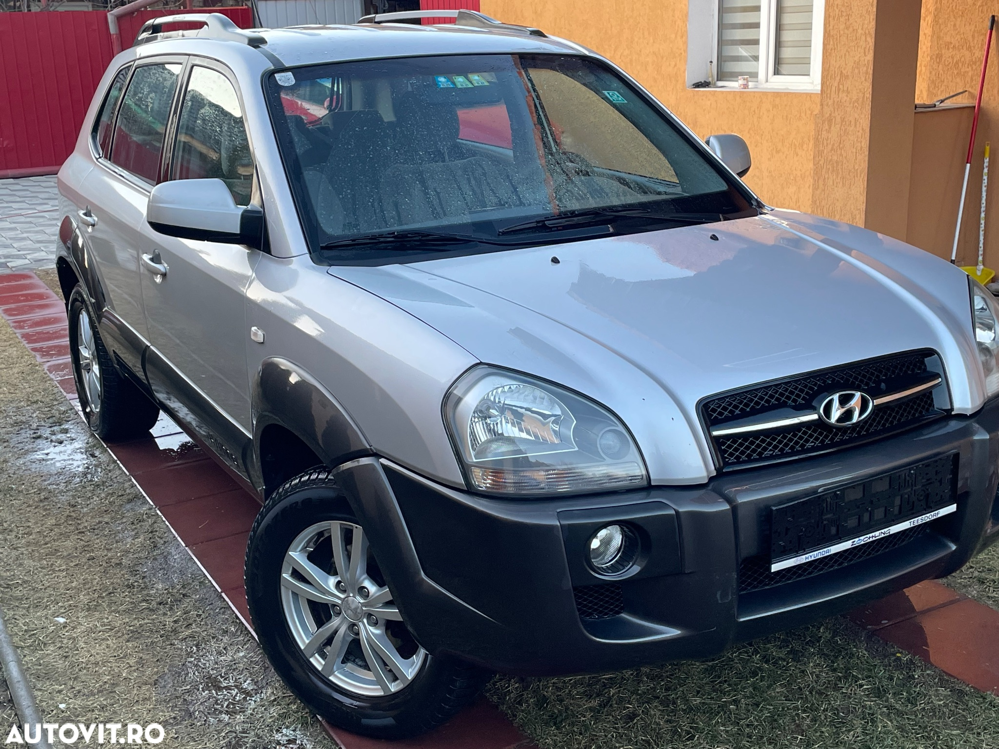 Hyundai Tucson 2.0 CRDI VGT 4WD - 29