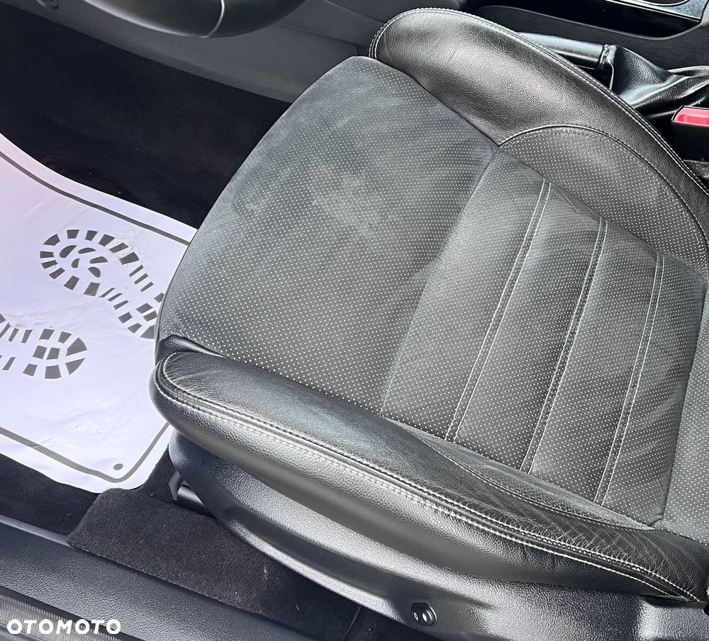 Ford Mondeo 2.0 TDCi Titanium - 17