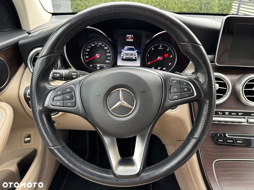 Mercedes-Benz GLC - 22