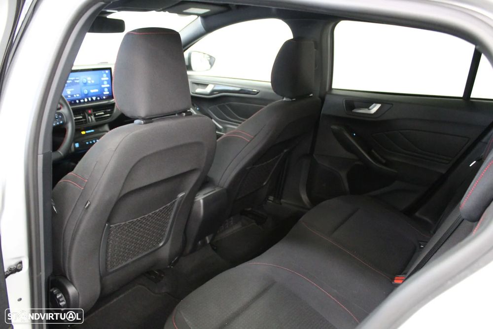 Ford Focus SW 1.0 EcoBoost MHEV ST-Line X Aut. - 7
