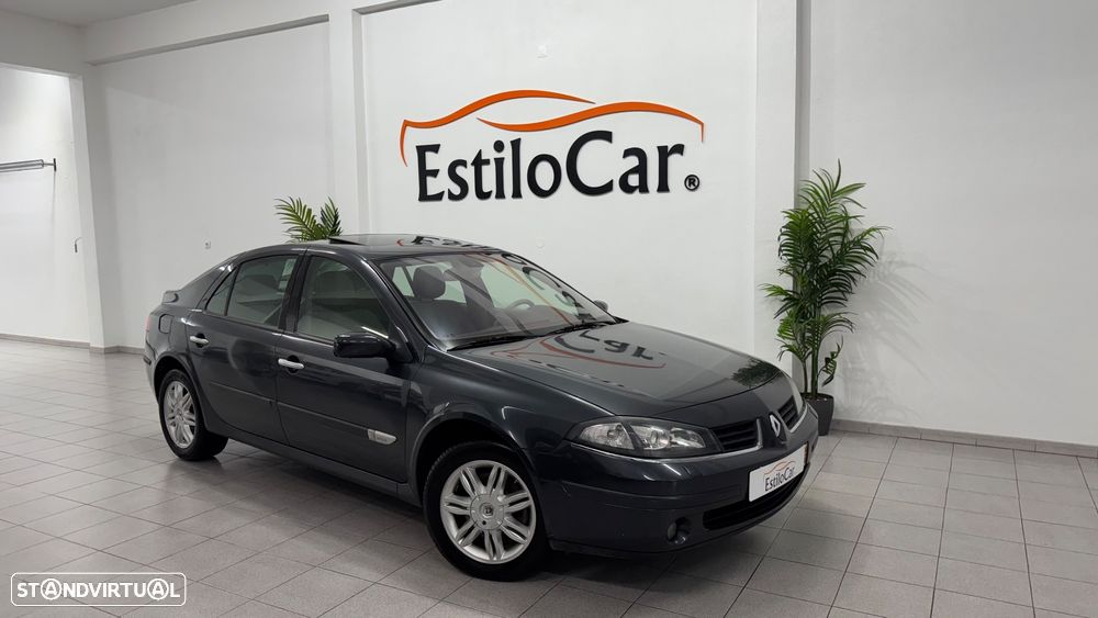 Renault Laguna 1.9 dCi Initiale - 1