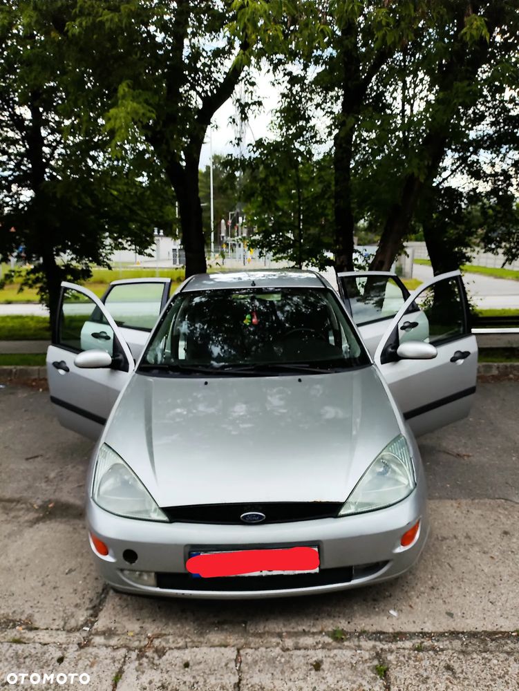 Ford Focus - 1