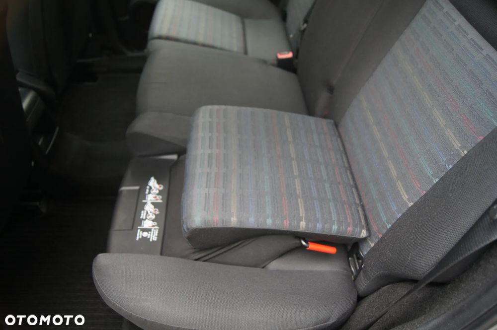 Mercedes-Benz Klasa A 170 Avantgarde Edition 10 - 17