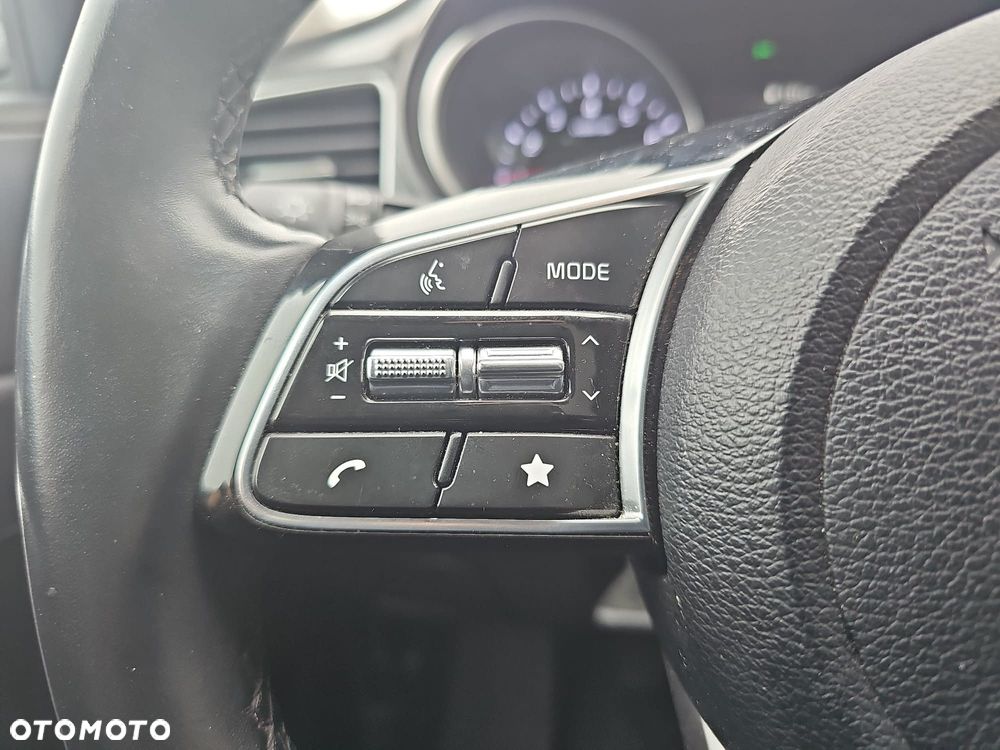 Kia XCeed 1.5 T-GDI M - 20