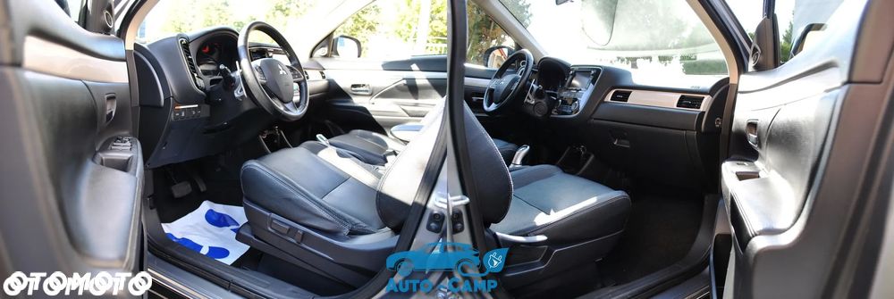 Mitsubishi Outlander Instyle NAVI + - 11
