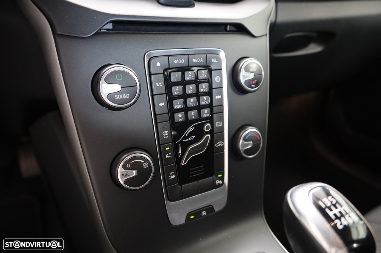 Volvo V40 2.0 D2 Kinetic - 9