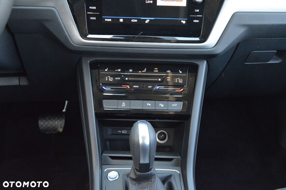 Volkswagen Touran 1.5 TSI EVO Comfortline Plus DSG - 16