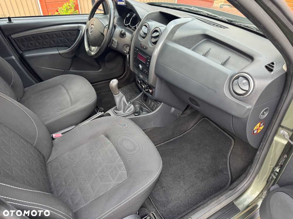 Dacia Duster 1.6 16V 105 4x2 Laureate - 14