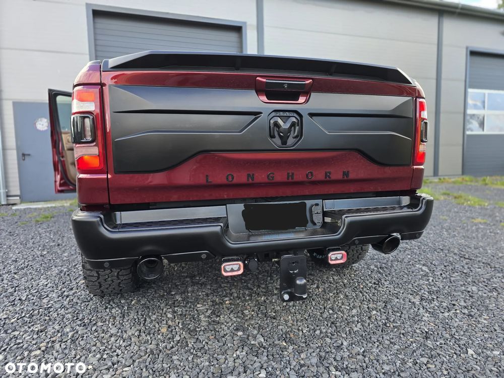 RAM 1500 Crew Cab Shortbed Longhorn - 11