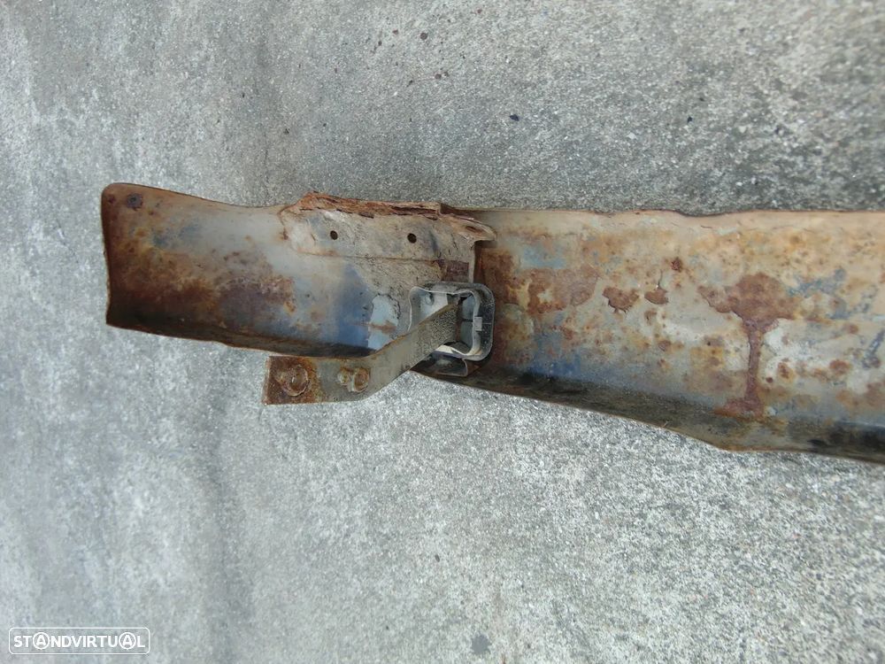 Toyota Hiace LH20 para-choques - 7