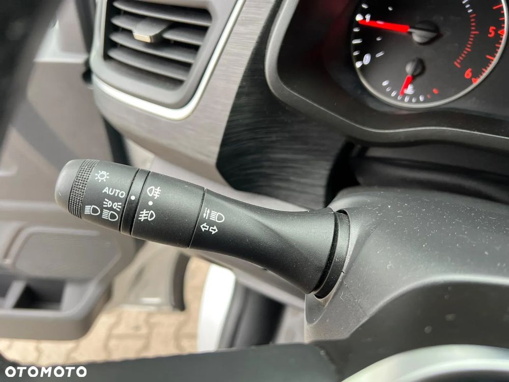 Renault Trafic Kombi 2.0 Blue dCi L2 Equilibre - 16