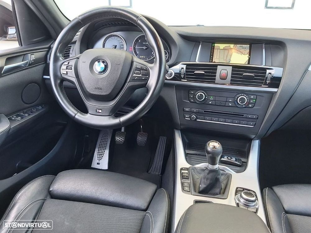 BMW X4 20 d xDrive Pack M - 24