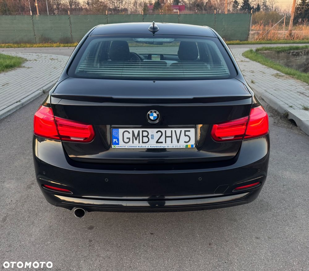 BMW Seria 3 316d Sport Line - 12