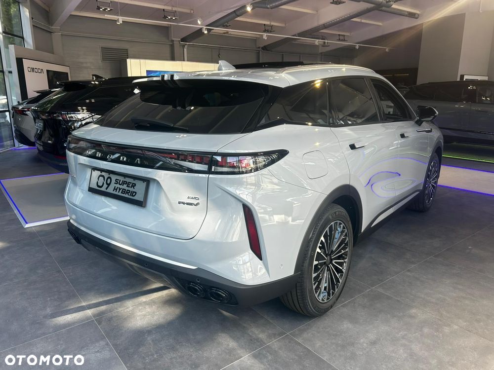 Omoda 9 1.5 Super Hybrid Exclusive AWD - 5