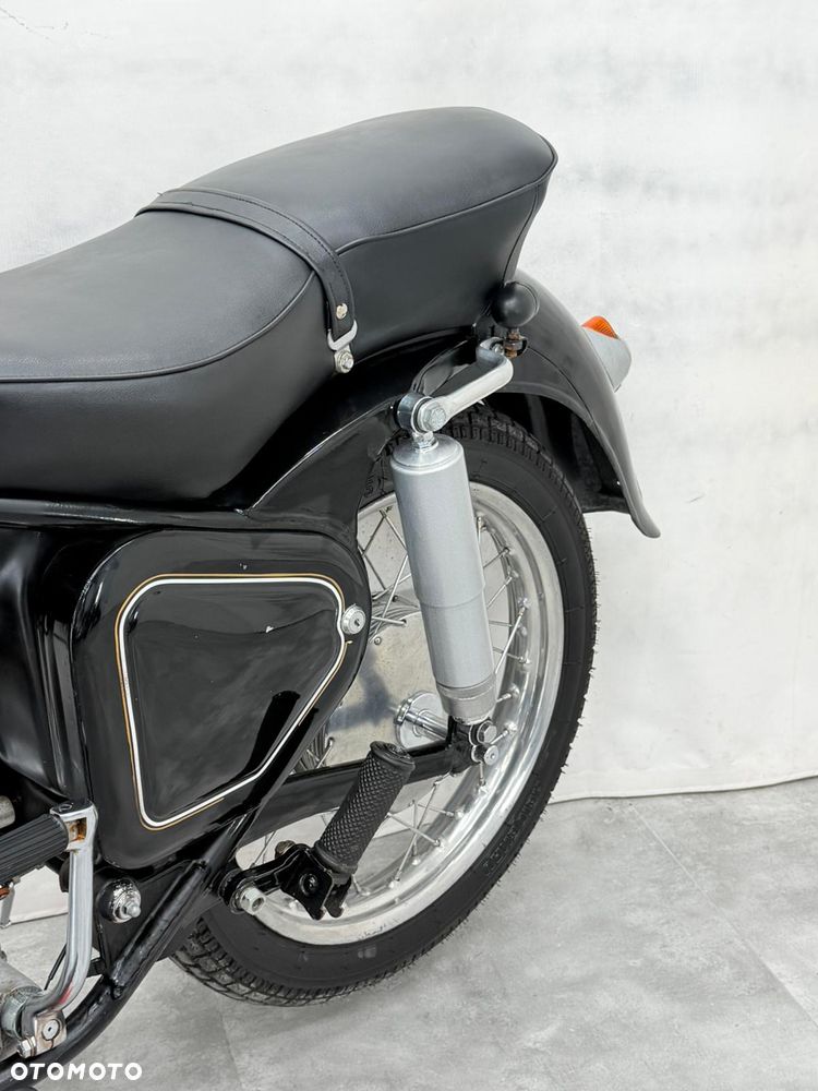Simson Inny - 18
