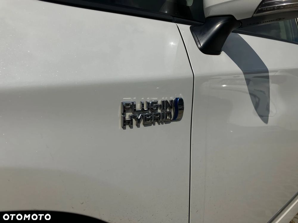 Toyota Prius (Hybrid) TEC-Edition - 13