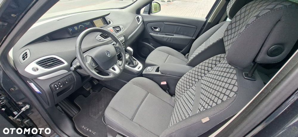 Renault Scenic 2.0 16V Privilege CVT - 7