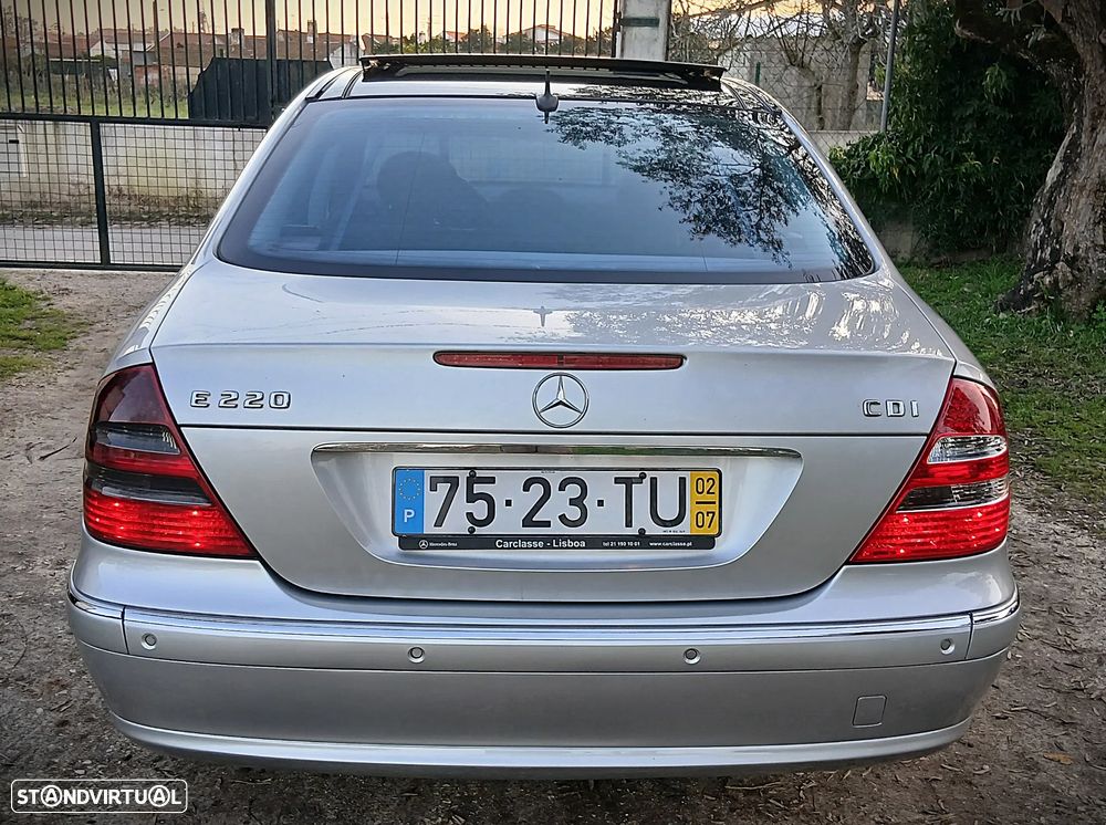 Mercedes-Benz E 220 CDI Avantgarde Aut. - 9
