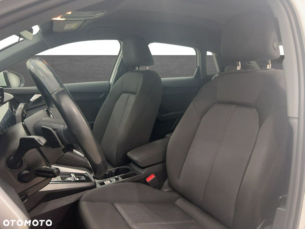 Audi A3 Sportback 35 TFSI mHEV S tronic - 10