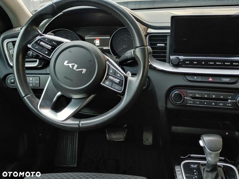 Kia Ceed - 29