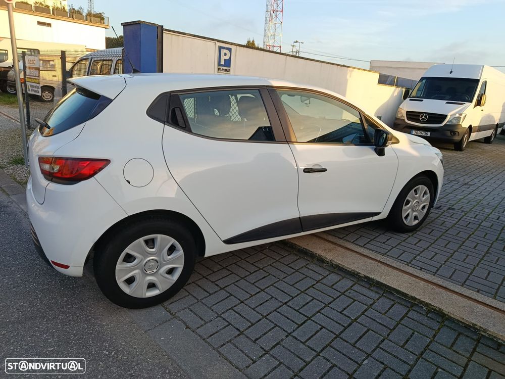 Renault Clio 1.5 dCi Zen - 4