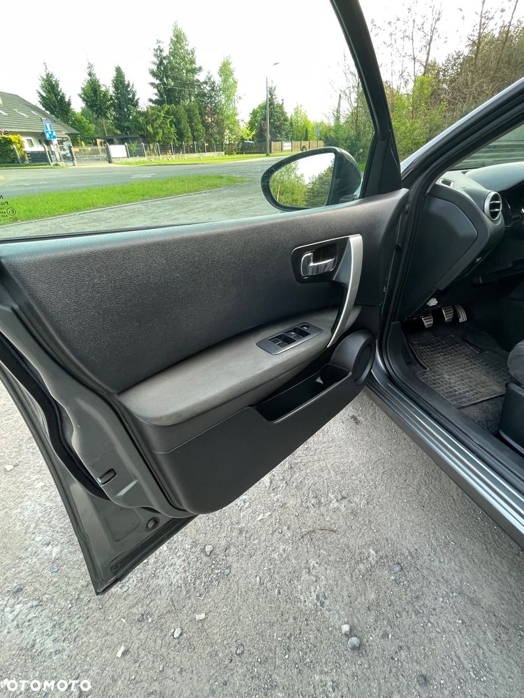 Nissan Qashqai 2.0 dCi 4x4 Acenta EU5 - 11