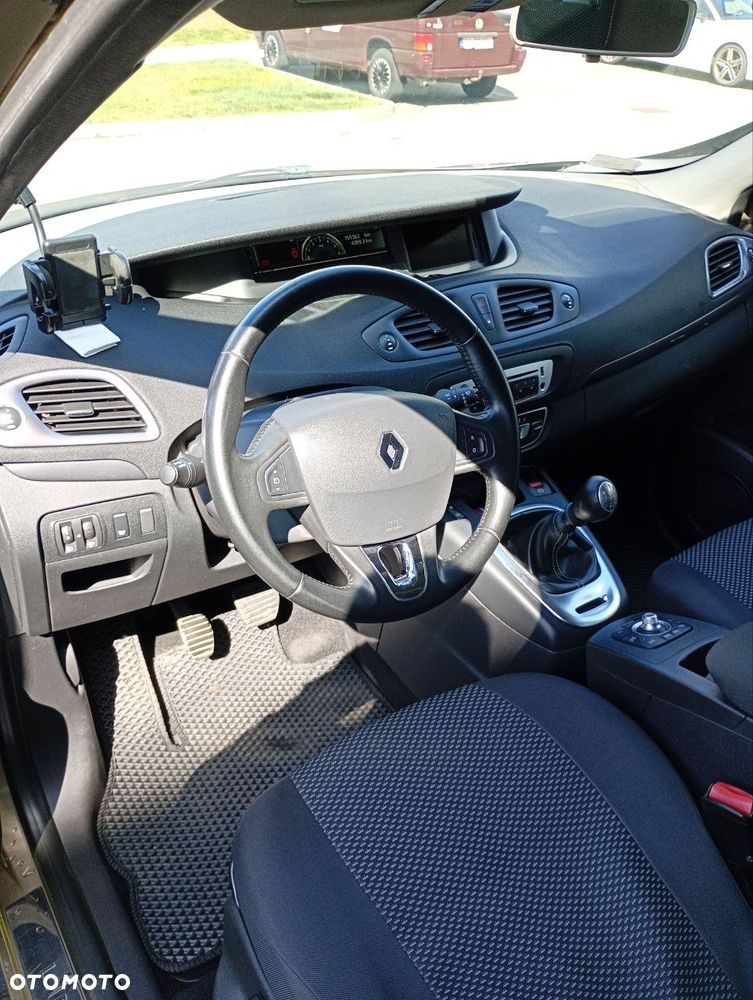 Renault Scenic 1.5 dCi Limited - 22