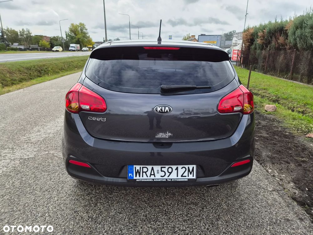 Kia Ceed 1.4 CVVT Attract - 6
