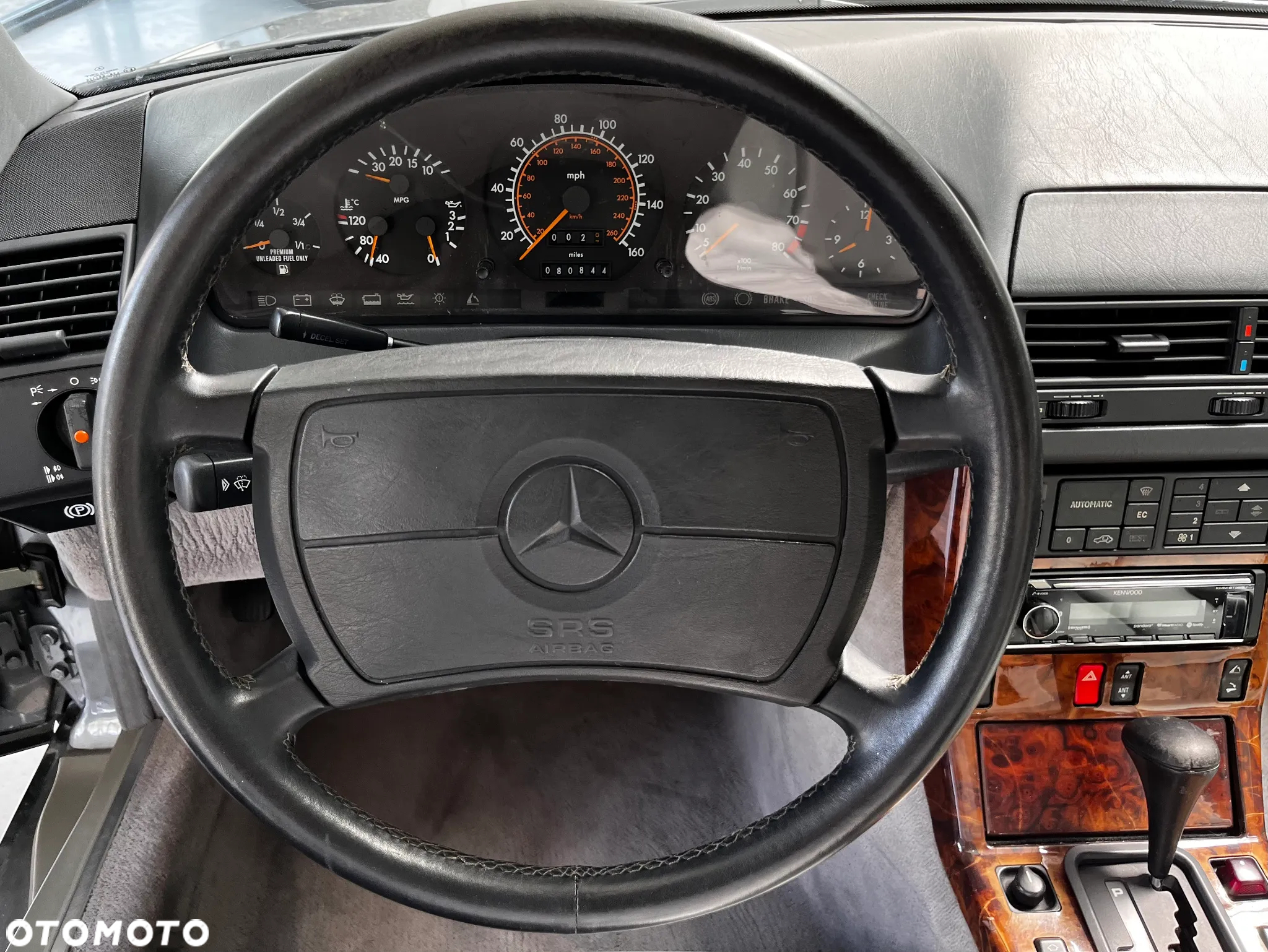 Mercedes-Benz SL - 11