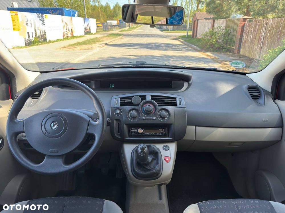 Renault Scenic 1.6 16V Authentique - 7