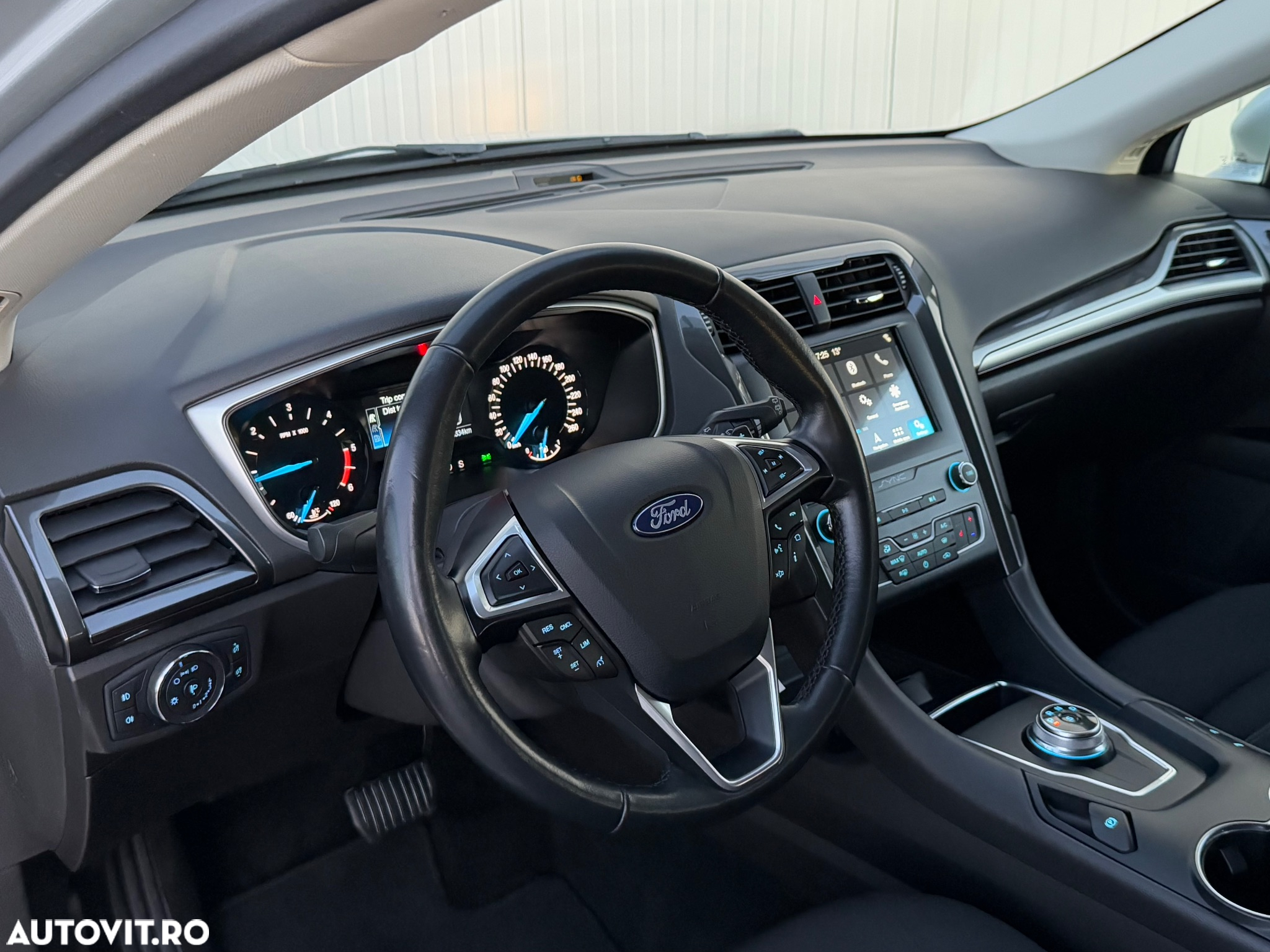 Ford Mondeo Turnier 2.0 EcoBlue Aut. Trend - 12