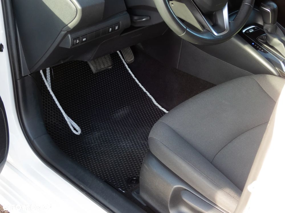 Toyota Corolla 1.8 Hybrid Comfort - 20